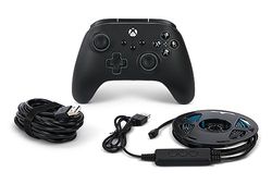 Manette filaire PowerA Advantage pour Xbox Series X|S avec bande LED Lumectra + RVB - Noire