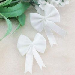 1 Fiocco in raso bianco applique tessuto satin decorazione fiocchetto già pronto applicazione