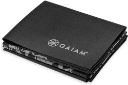 Gaiam Yogamat, opvouwbare reisfitness- en oefenmat, opvouwbare yogamat voor alle soorten yoga, pilates en vloertrainingen, middernacht Marrakech, 2 mm