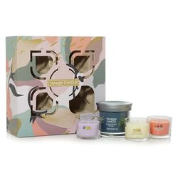 Coffret cadeau Yankee Candle, 3 bougies votives en verre parfumées et 1 petite bougie timbale Signature, Mélange de cires de soja, Cadeaux de Noël parfaits pour femmes