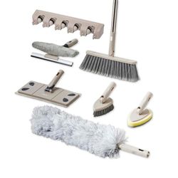 Tower Cavaletto T869002MSH Kit de nettoyage et de rangement 8 pièces avec poignée en trois parties, tête de balai plate, tête de balai, plumeau en microfibre, fenêtre, carrelage, brosse à récurer et