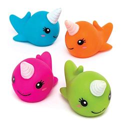 Baker Ross Ballenas con cuerno de unicornio que lanzan agua (Pack de 4)- Perfectas para la hora del baño o actividades acuáticas