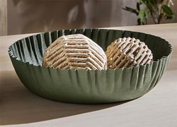 CENTRO BORDE ARRUGADOMETAL VERDE 34D. 34dx8 cms