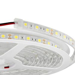 LAES Striscia LED SMD IP20, 12 W, 2700 K, 5 metri, 120 LED