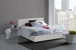 Talamo Italia - Lit double Aurelia, Lit coffre en éco-cuir, Ouverture frontale, avec matelas 140x190 cm inclus, 100% Made in Italy, Blanc