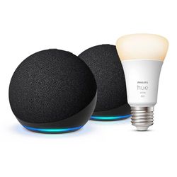 Echo Dot (5ª generazione) | Antracite, 2 pezzi + Philips Hue Smart Bulb (E27), compatibile con Alexa - Kit di base per Casa Intelligente
