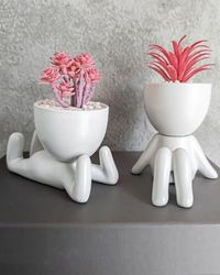 OLEEK Piccole piante finte per la decorazione di mensole - Regalo rosa - Simpatico arredamento per ufficio per le donne - Decorazioni per ufficio per scrivania da donna - Decorazioni da scrivania per