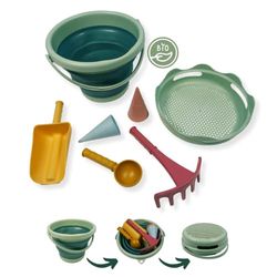 Schildkröt Set Sand Toys 7 in 1, qualità Organica, Innovativo, Compatto e Salvaspazio, Secchio Pieghevole da 3 Litri con 6 Giochi di Sabbia