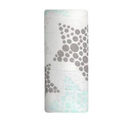Trois Kilos Sept - 100% Cotton Muslin Swaddle - Multi-purpose - Quick drying - 70x70cm - Stars pattern
