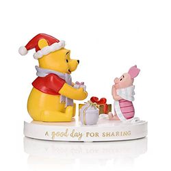 Disney Gifts Kubuś Puchatek figurka bożonarodzeniowa duża 'Dobry dzień do dzielenia się'