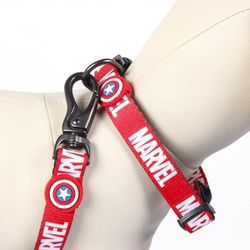 Cerdá - for Fan Pets - Hochwertiges Hundehalsband mit Marvel Motiven Bedruckt | Aus 100% Polyester hergestellt, Beständiger Stoff und Kleine Anhänger aus Metall - Offiziell Lizenziert von Marvel