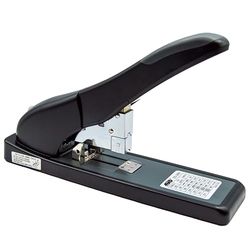 Cucitrice 11-30 fogli marca Plus Office modello GRAPPETTATRICE PLUS GRUSI HS-2000 140H