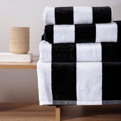HOMLA LAWENA Serviette de Toilette 100% Coton absorbante et Douce Rayures Noires et Blanches 100 x 150 cm