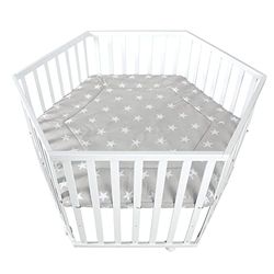 roba Parc Bébé Hexagonal en Bois "Little Stars" + Tapis de Parc et Roues Avec Freins - Blanc