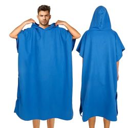 Cozary Surf Poncho Microfibre - Poncho de Bain Femme & Homme - Poncho Serviette Adulte avec Poche à Capuche pour Plage et Sports Nautiques - Séchage Rapide & Compact (Bleu Foncé, Large)