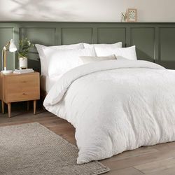 Duvet Day Seville Leaf Duvet Cover Set – Tufted Soft Touch Leaf Design with Easy-Care Finish (White - Single)
