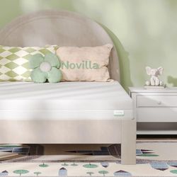 Novilla Matelas en Mousse 140x190, Matelas Amovible à 7 Zones de Confort, Réversible Été/Hiver, Respirable, Certifié Sûr et Fiable par CertiPUR-US et Oeko-TEX, Soutien Ferme, Hauteur 18 cm