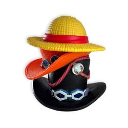 Plastoy - Spaarvarken One Piece : Pile de Chapeaux (Luffy, Ace, Sabo)