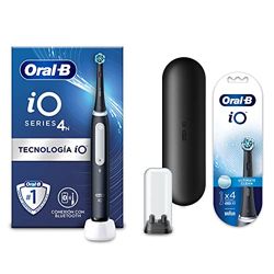 Oral-B iO 4 Cepillo de Dientes Eléctrico Negro con Mango Recargable, Tecnología Magnética iO, 1 Cabezal de Recambio y Funda de Viaje + 4 Cabezales Negros Ultimate Clean