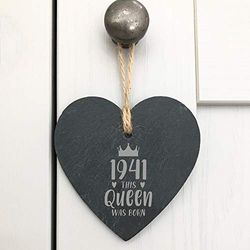 eBuyGB Gift for Mum Engraved Hanging Heart Decoration-1941 This Queen was Born Design-80th Birthday Women, Her, Slate