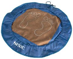 SEAC Changing Mat and Bag for Wet Clothes, Hygienic and Handy Accessory for Swimming Pool and Gym