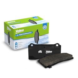 Valeo E-PERFORMANCE - Brake pads - 610539 - Set of 4 pads - Front axle - Fully equipped with mounted and unmounted accessories, Braking expert since 1923