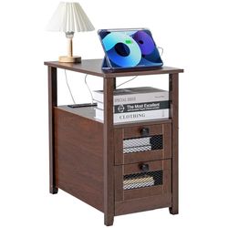 VEVOR Table d'appoint de ferme à 4 niveaux, table de chevet étroite avec ports et prises USB, table d'appoint avec armoire de rangement et 2 tiroirs, idéal pour le salon, la chambre, le bureau, marron