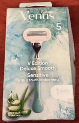 Gillette Venus V Editon Deluxe Smooth Sensitive - Rasoio da donna + 1 lama a 5 lame per rasoio da donna