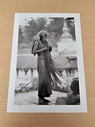 Stampa fotografica fotografia d'autore Nepal Katmandu bianco e nero religione spiritualità santone street photography (29,7 X 42 cm (A3))