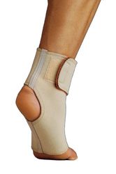 Thermoskin Champion Champion C-70 Firm Elastic Knee Support Medium