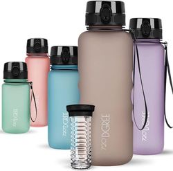 720°DGREE Water Bottle 1.5 Liter "uberBottle" +Fruit-Infuser, softTouch - Waterfles BPA-Free, Lekvrij, Herbruikbaar - Grote XL Drinkfles, Sportfles voor Gym, Fitness-Studio, Camping, Outdoor, Travel