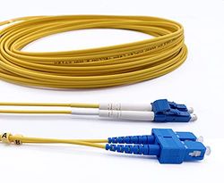 Elfcam® - Câble à Fibre Optique (Jarretière Optique) OS2 Monomode Duplex SC/UPC à LC/UPC (30M