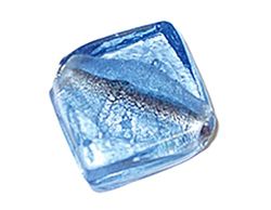 Kwadratowy przezroczysty szklany koralik błękitny 3 x 3,2 cm. 500 g, 38 u.
