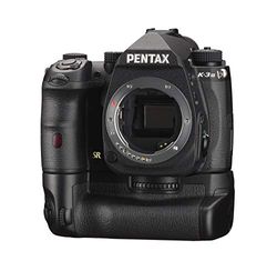 Pentax K-3 Mark III APS-C DSLR svart kit – inkl. batterihandtag, 2 batterier