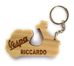 Portachiavi o calamita personalizzato in legno Faltec compatibile con VESPA - personalizza con il tuo nome o con la targa della moto - logo moto
