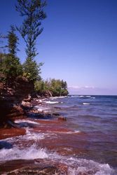lined notebook - Lake Superior shoreline, Upper Peninsula of Michigan - 6 x 9 inches: college ruled, 100 pages