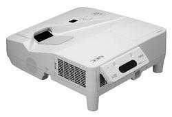NEC UM330XI projektor
