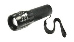 Torcia in alluminio 3W con zoom, perfetta per campeggio e attività all'aperto. Leggero e resistente, la messa a fuoco regolabile illumina ogni angolo in modo efficace. Ideale da indossare.