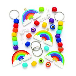 Baker Ross Kits de porta-chaves e pingente de madeira com arco-íris que as crianças podem decorar - conjunto de artesanato infantil divertido (pack de 4)