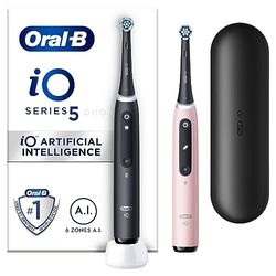 Oral-B iO5 Lot de 2 brosses à dents électriques pour adultes, cadeaux pour femme/homme, 2 poignées, 2 têtes de brosse à dents et 1 étui de voyage, 5 modes, blanchiment des dents, prise britannique à 2
