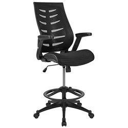 Flash Furniture Ergonomiczne krzesło kreślarskie z wysokim oparciem z czarnej siatki z regulowanym pierścieniem na stopy i regulowanymi podnoszonymi podłokietnikami