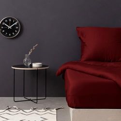 Lyxigt satinking-anpassat lakan (160 x 200 + 30 cm), rödbrun, 100% bomull, 125 gr/m² | mjuk, ventilerande, perfekt för eleganta sovrum och komfort