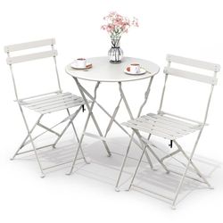 VOUNOT Set da Giardino Pieghevole da 3 Pezzi, Set da Bistro Tavolo da Bistrot con 2 Sedie Balcone, Set di Mobili 3pz in Acciaio dal Design Moderno, Salvaspazio per Terrazza, Patio, Esterno, Bianco