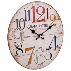 Reloj de pared de madera blanco