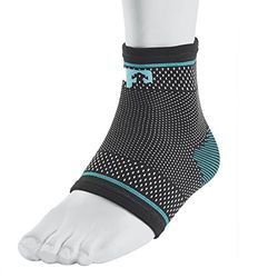 Ultimate Performance Ultimate Compression Elastic Ankle Support, Medium, Black/Blue Up5155m