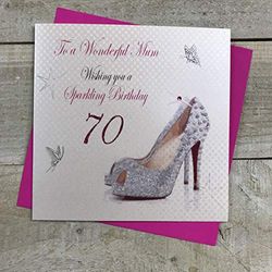 white cotton cards Carte d'anniversaire Faite à la Main Inscription to a Wonderful Mum 70th Motif Chaussure Brillante