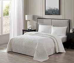 Beatrice Home Fashions Trouwring Chenille Sprei, King