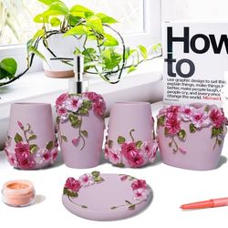 LUANT Accessori da bagno vintage rosa 5 pezzi Caratteristiche: dispenser di sapone, portaspazzolino, bicchiere e portasapone, set regalo da bagno