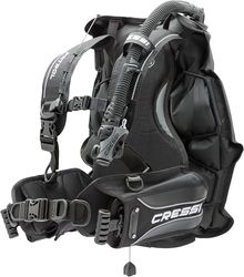 Cressi Patrol B.C.'D - Giubbotto Per Immersioni ad Assetto Variabile (gav), Volume Posteriore, Nero, S, Unisex Adulto