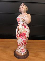 Sassy Home Fiorella Tuttodonna Curvy Woman Ornament Wearing Pearl Ring